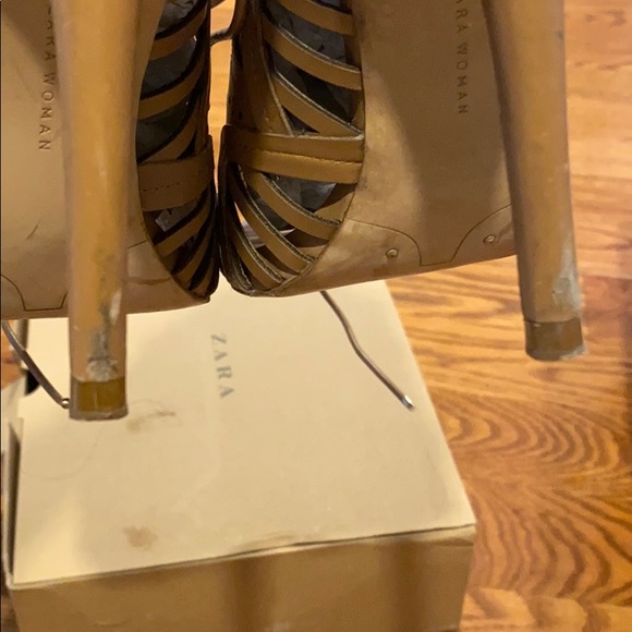 Zara Leather Strappy Heel - Picture 4 of 6